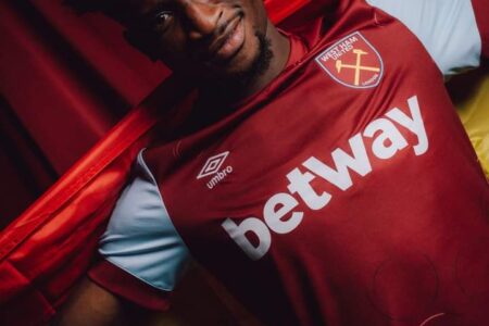 West Ham United Unveils Talented Midfielder Mohammed Kudus (Photos)